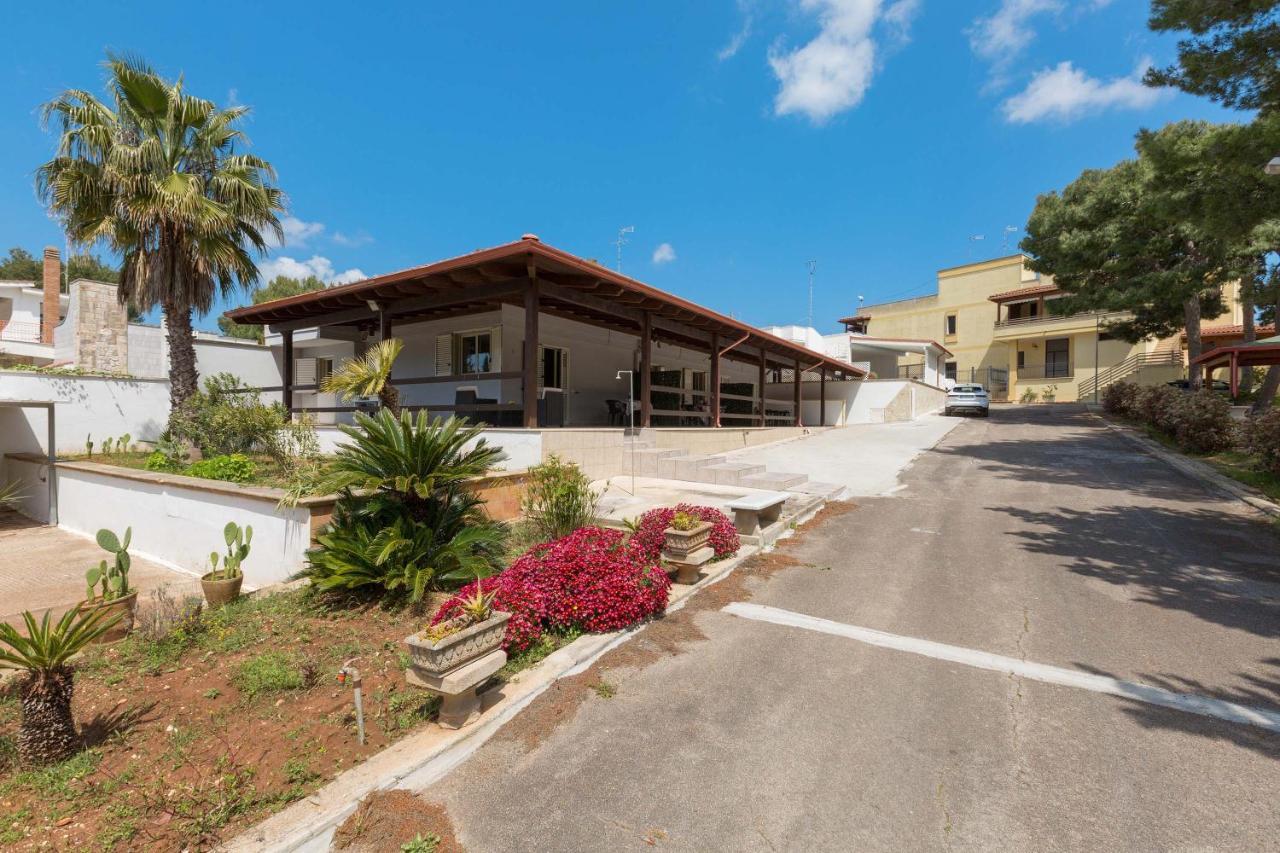 Residence Garden Sea Porto Cesareo Buitenkant foto