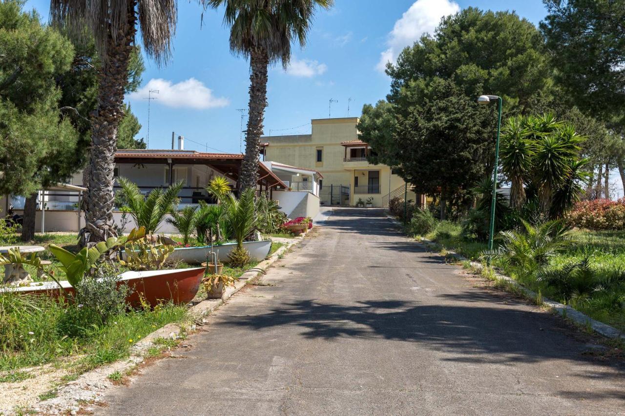 Residence Garden Sea Porto Cesareo Buitenkant foto